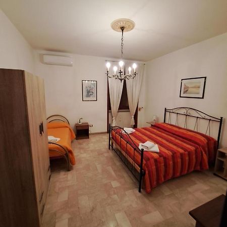 Casa Vacanza Pietro E Nina Lecce Ngoại thất bức ảnh