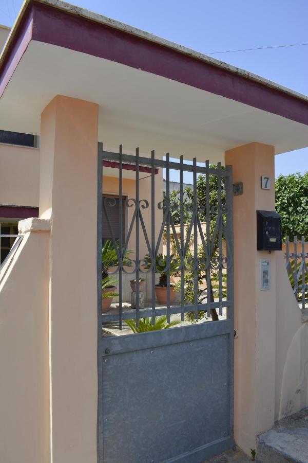 Casa Vacanza Pietro E Nina Lecce Ngoại thất bức ảnh