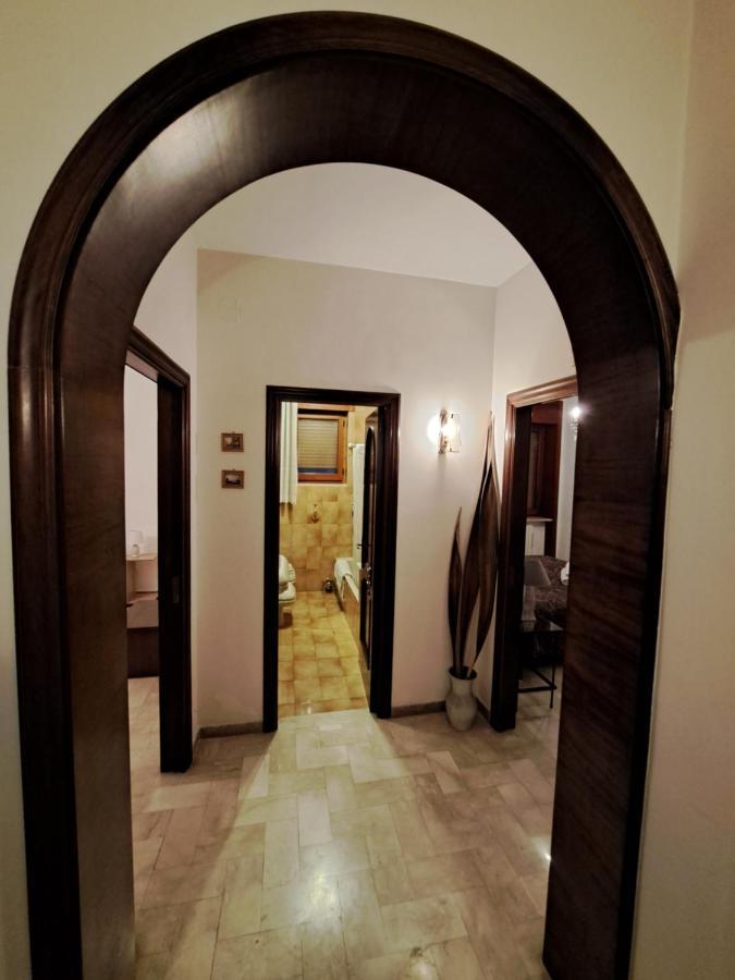 Casa Vacanza Pietro E Nina Lecce Ngoại thất bức ảnh